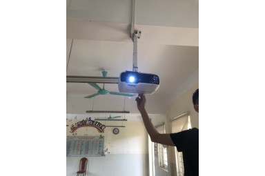 Sửa máy chiếu lớp học tại Hà Nội